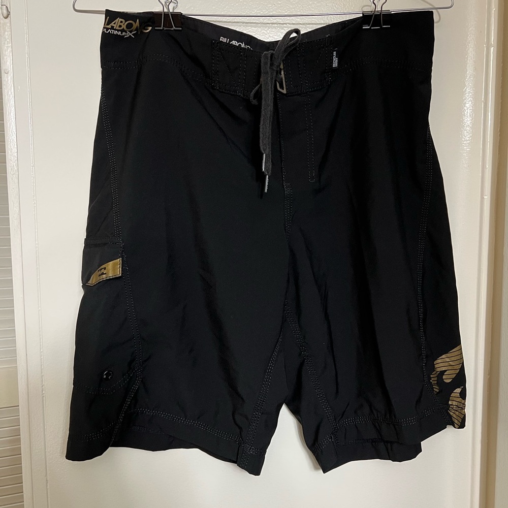 Billabong short